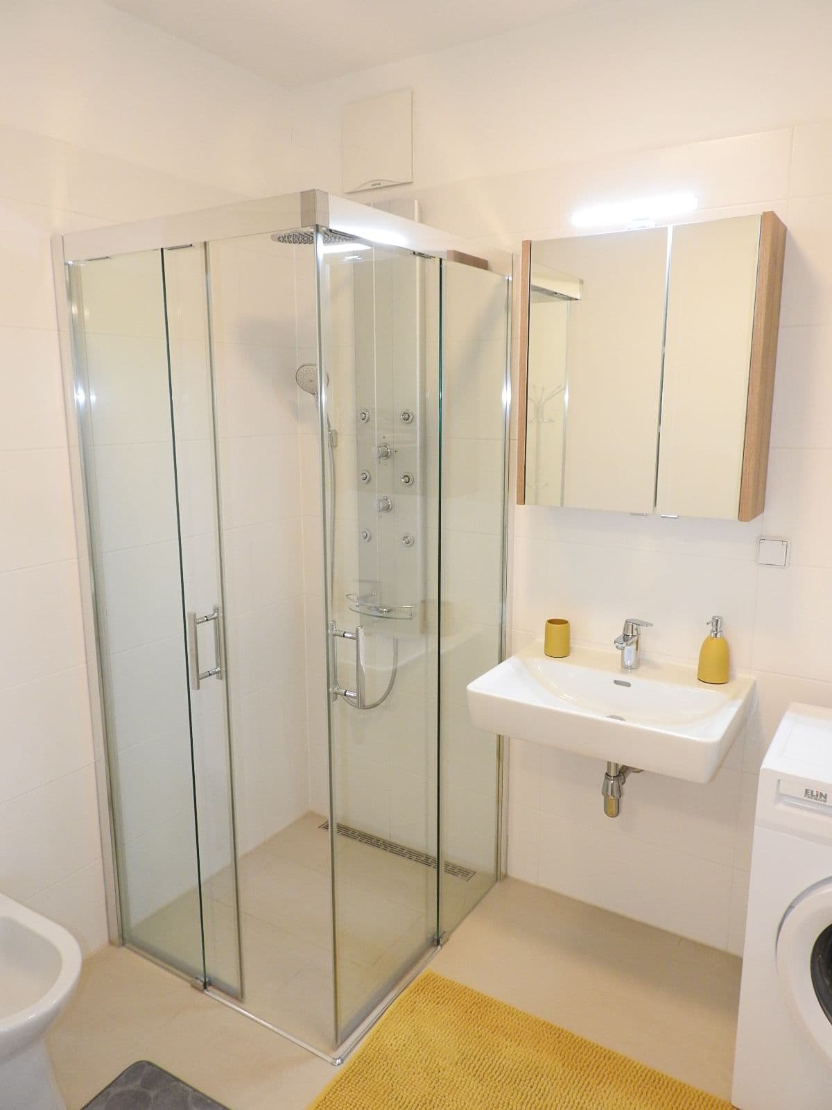Badezimmer 2